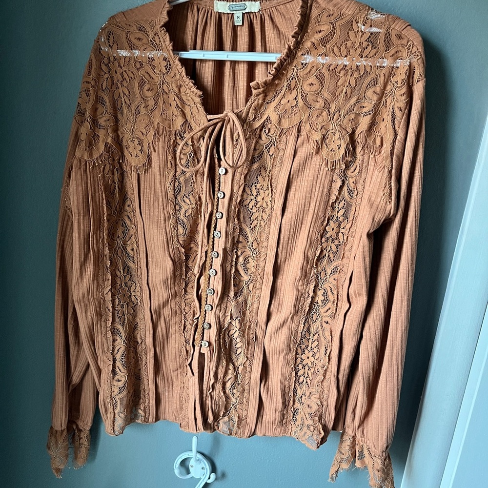 Women's Lace Detail Tan Top